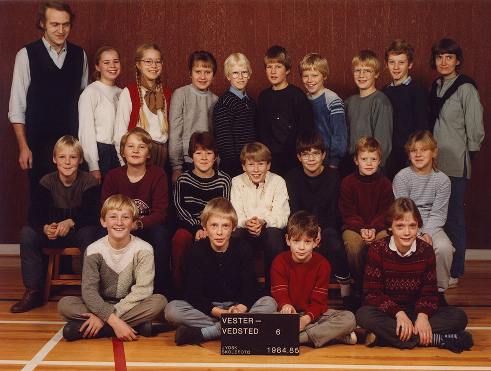 6klasse_big.jpg (263758 bytes)